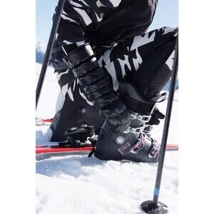 FP Movement Highline Puffer Mittens Black One Size NWOT